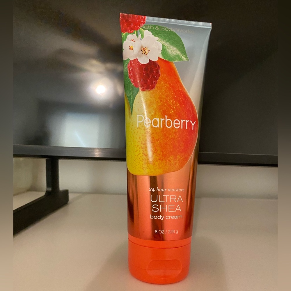 Bath & Body Works Pearberry Ultra Shea Body Cream 8oz Moisturizing Lotion Rare